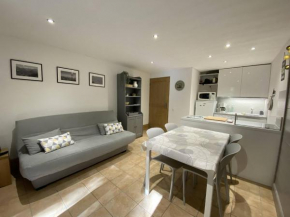 Appartement cosy 3 pièces, avec balcon et piscine, proche des pistes et commodités à La Plagne Tarentaise - FR-1-353-118